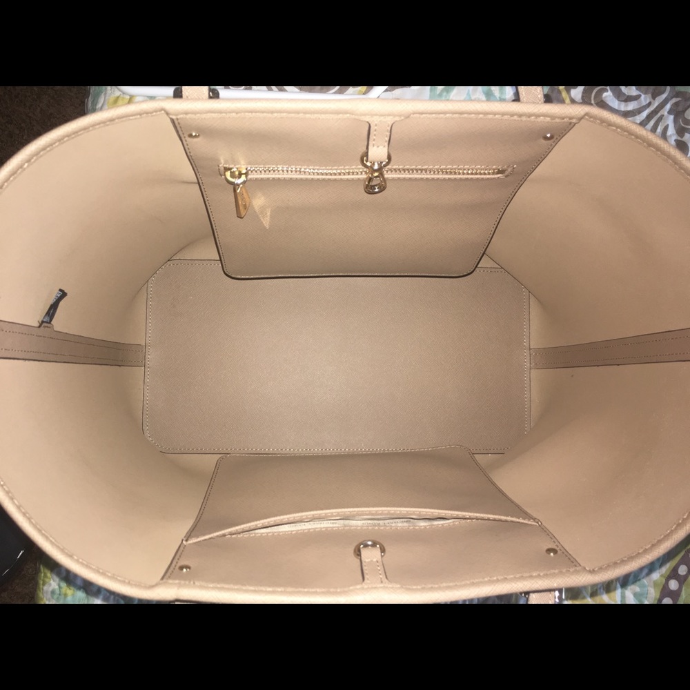 Michael Kors Tote - Picture 3 of 3